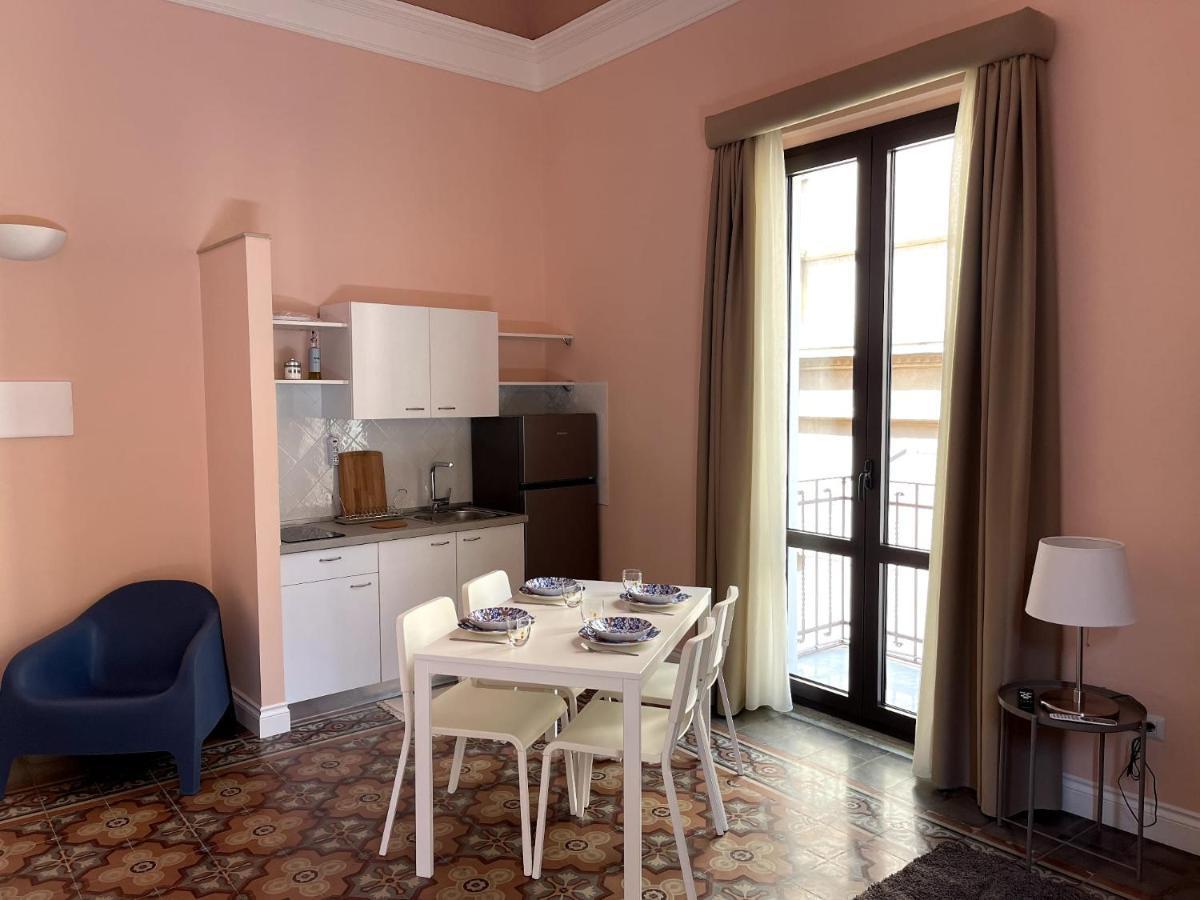 Faraone Apartments Catania Bagian luar foto