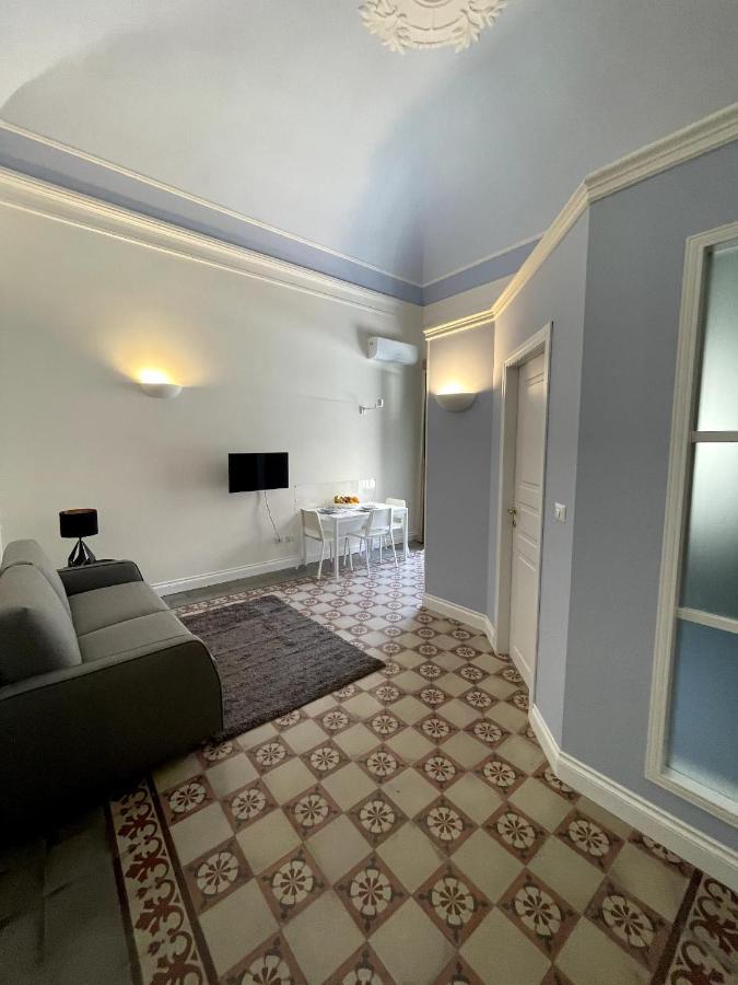 Faraone Apartments Catania Bagian luar foto